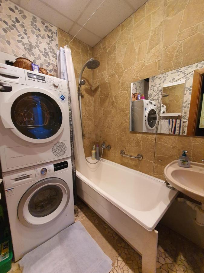 Hotel Pas Birute à Kaunas Extérieur photo
